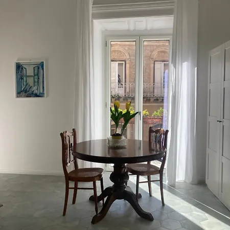 Bed & Breakfast Casa Makarina Con Cucina Mazzarino